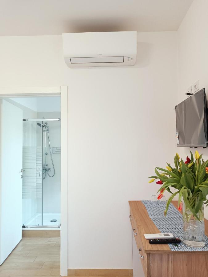 Arcobaleno Room Venezia Mestre Exterior photo